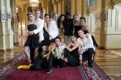 Сафура чуть не утонула на съемках клипа